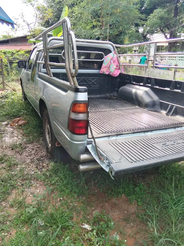 1997 Isuzu Faster Dragon Eyes III 2