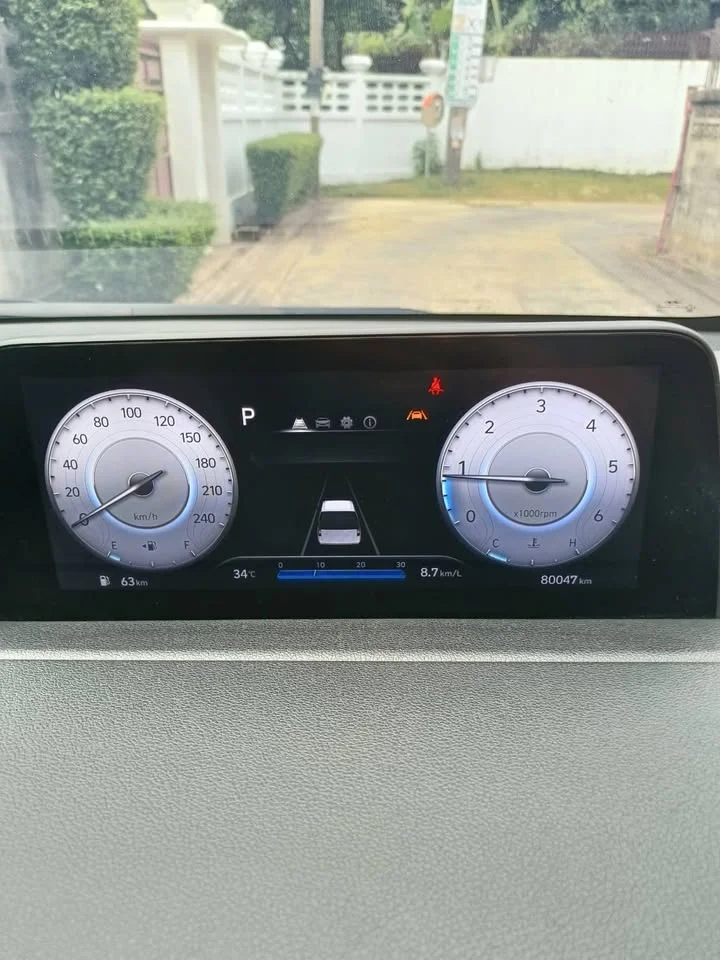 2022 Hyundai Staria US4 2