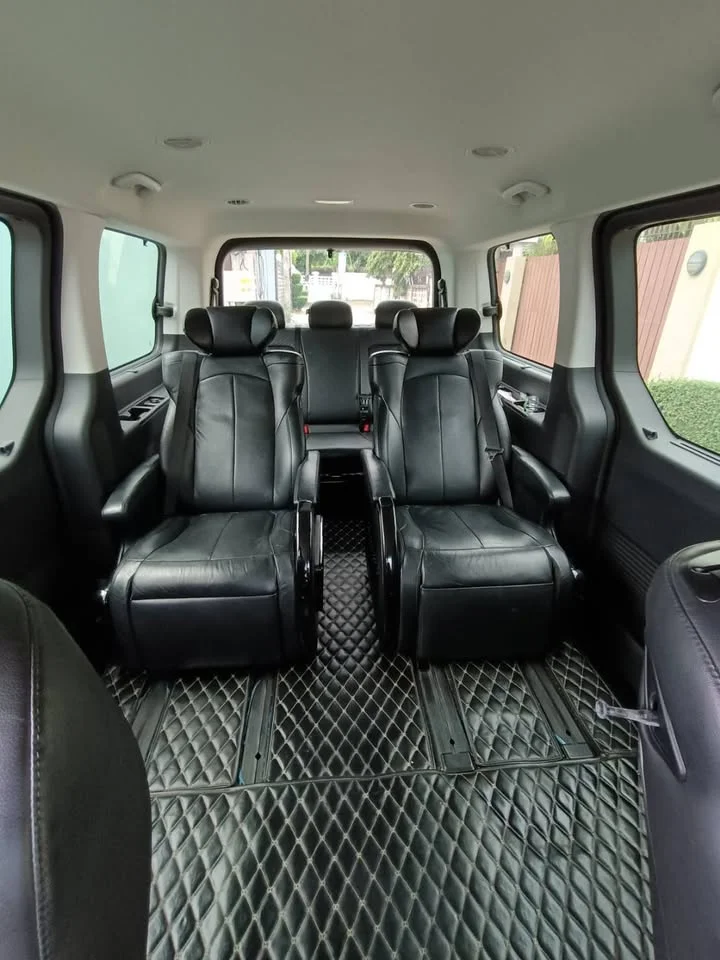 2022 Hyundai Staria US4 3