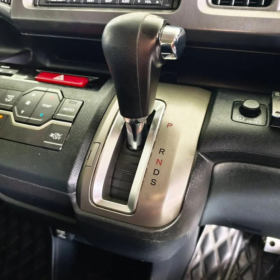 2012 Honda Stepwgn IV 3
