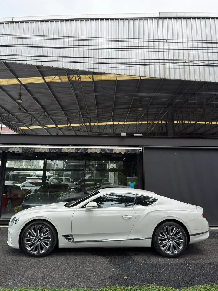 2022 Bentley Continental GT, GTC III 3