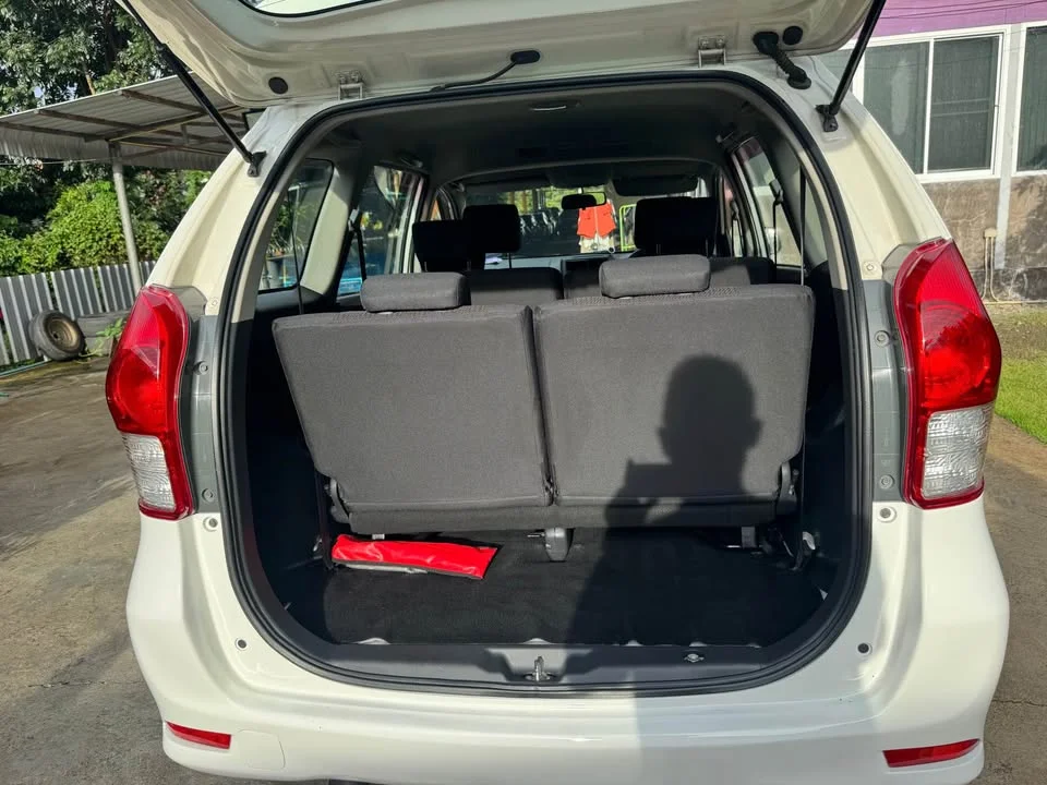 2013 Toyota Avanza II 2