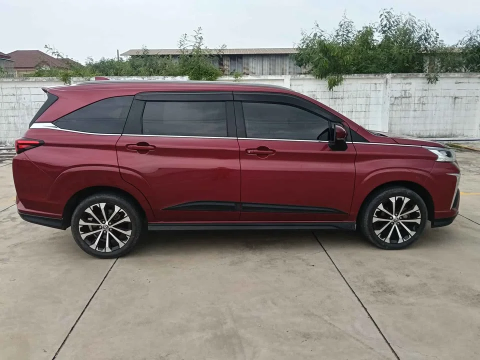 2023 Toyota Veloz III 3