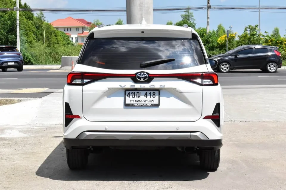2023 Toyota Veloz III 3