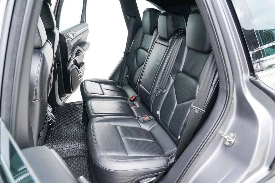 2012 Porsche Cayenne II 3