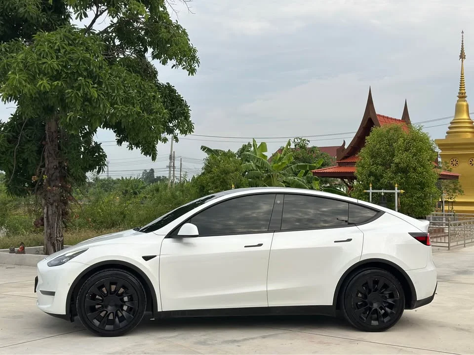 2022 Tesla Model Y 3
