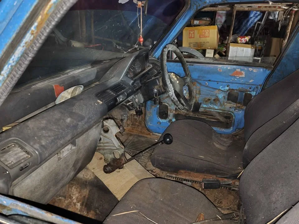 1982 Isuzu Faster Dragon Eyes I 2