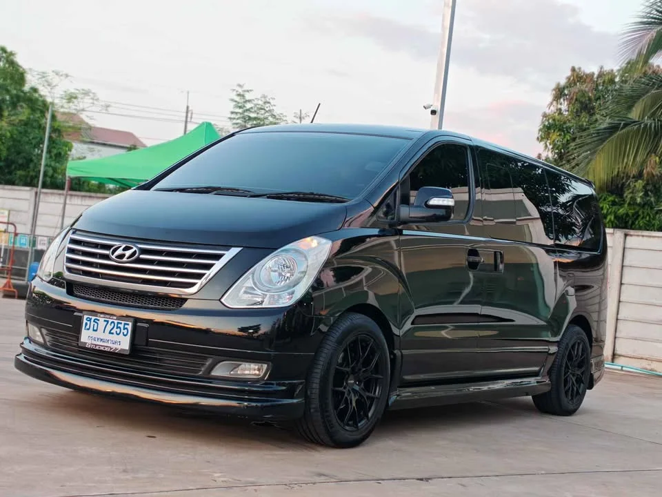 2010 Hyundai H-1 II 2