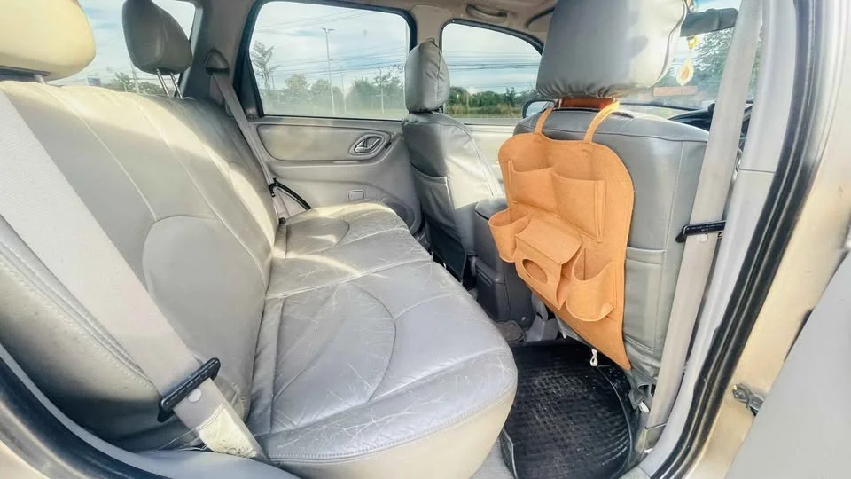 2003 Mazda Tribute I 3