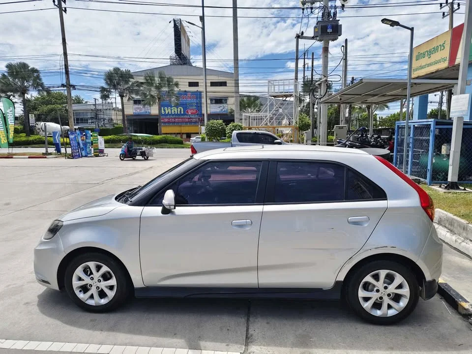 2015 MG 3 II 2