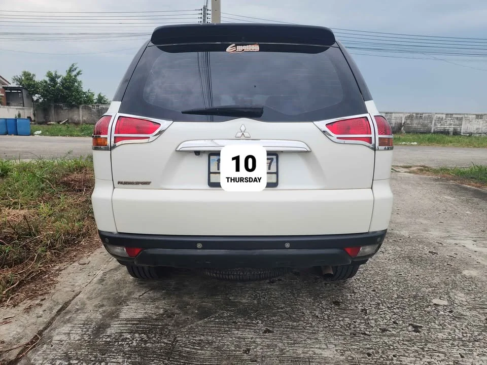 2013 Mitsubishi Pajero Sport II 2