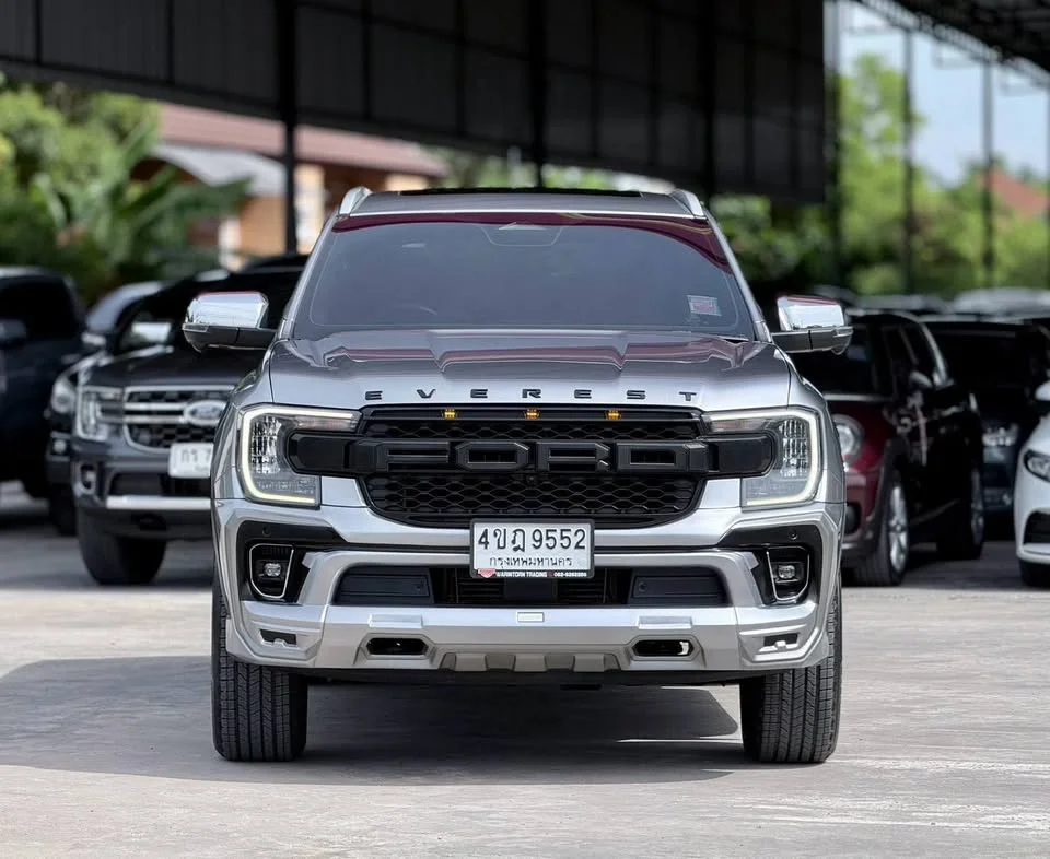 2023 Ford Everest III 3