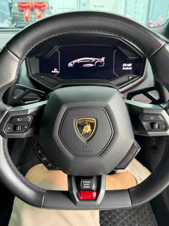 2015 Lamborghini Huracan 2
