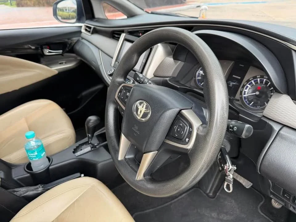2018 Toyota Innova II 2