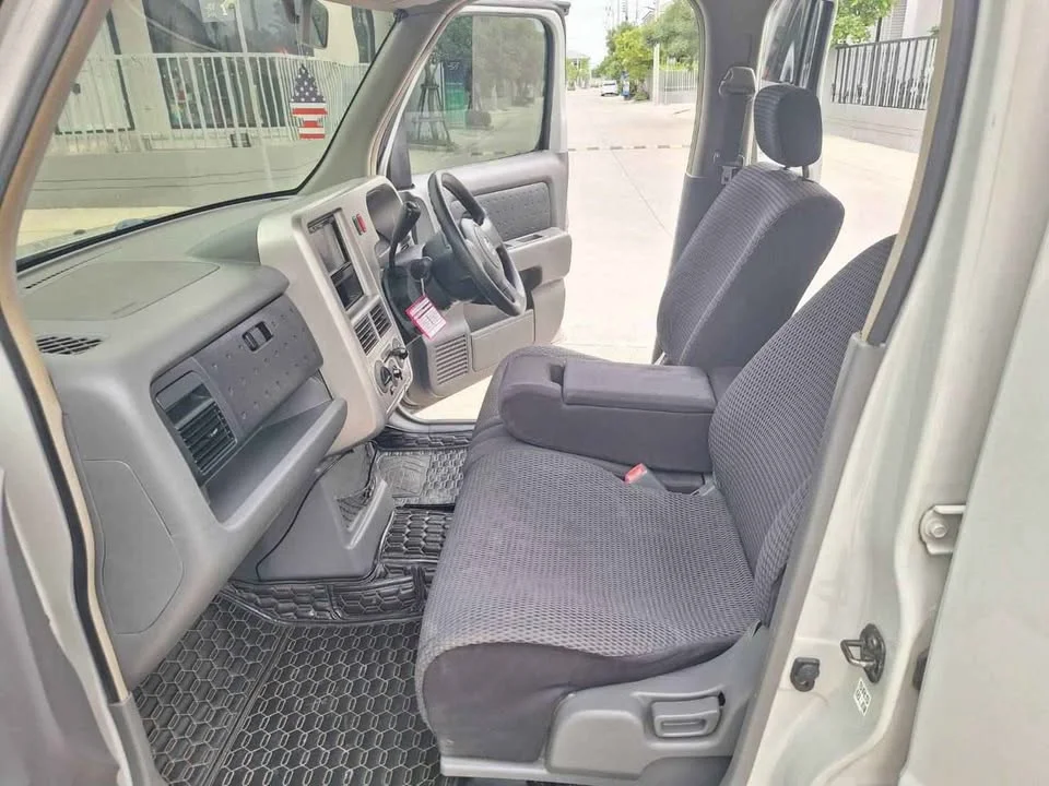2012 Nissan Cube II (Z11) 3