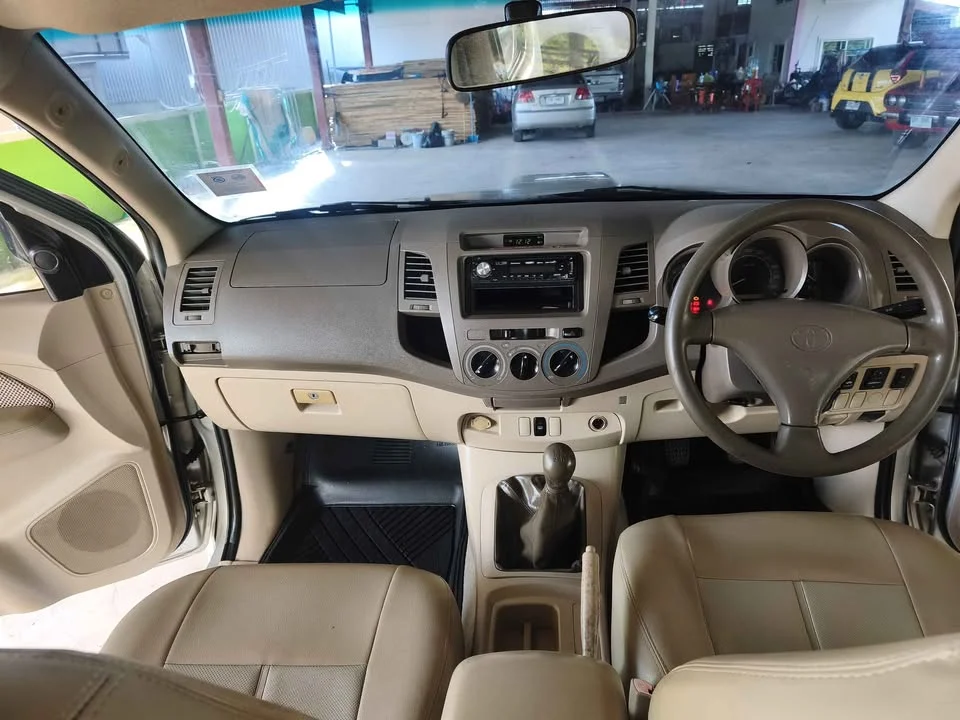 2007 Toyota Hilux VII 2