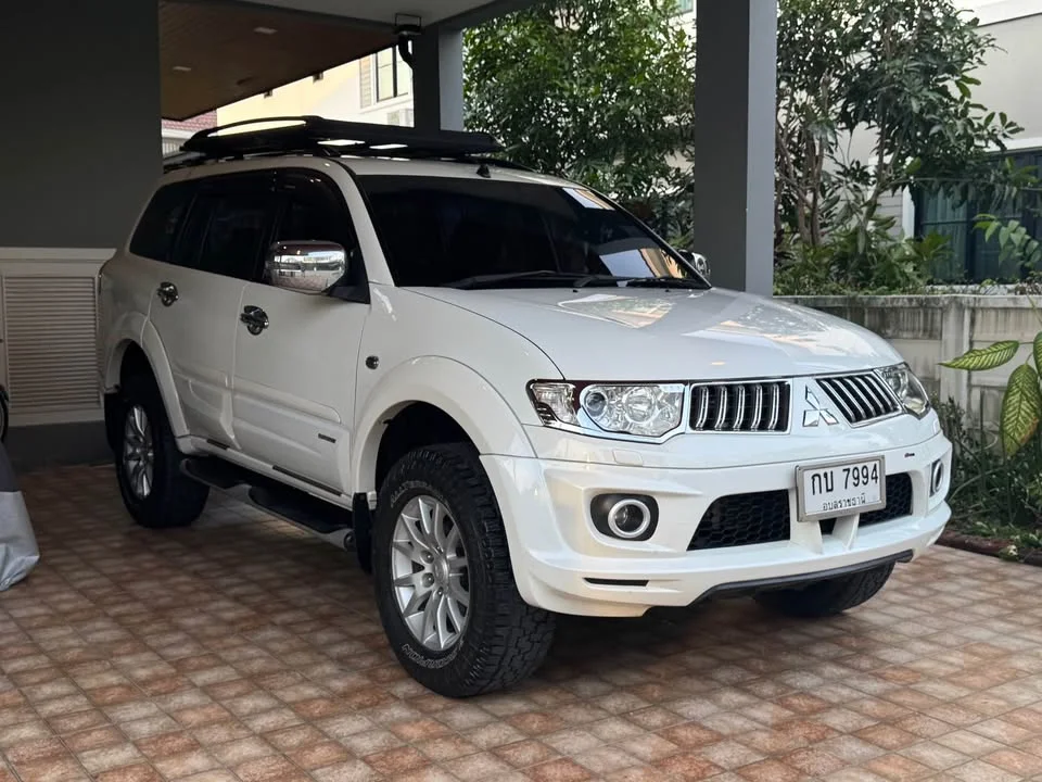 2013 Mitsubishi Pajero Sport II 2