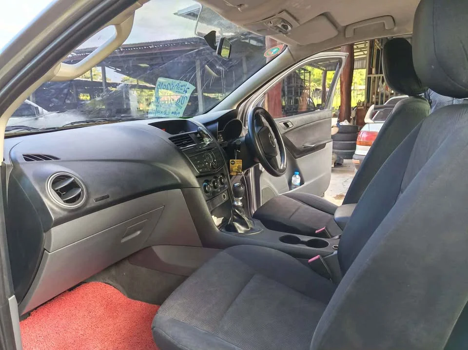 2015 Mazda BT-Series II 2