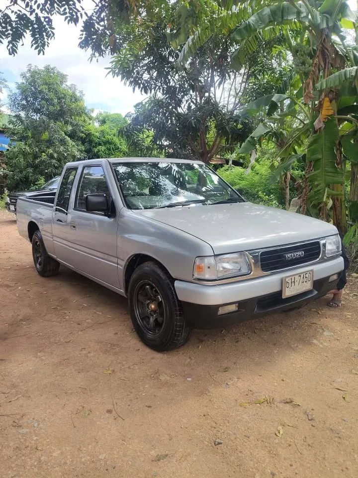 Nissan Frontier I 3