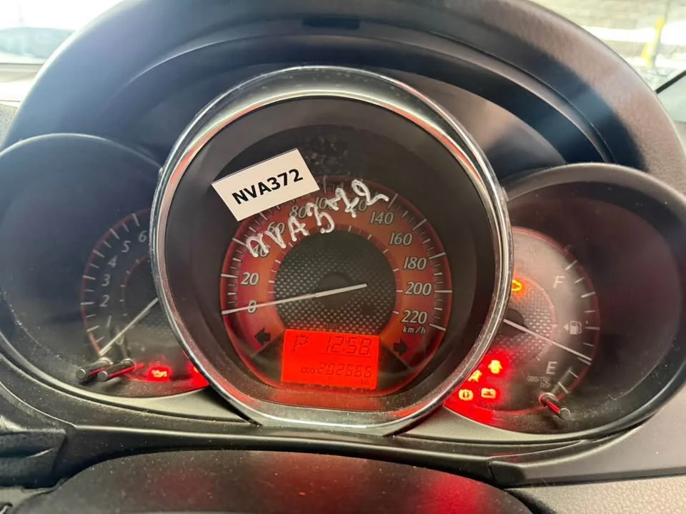2015 Toyota Yaris III 3