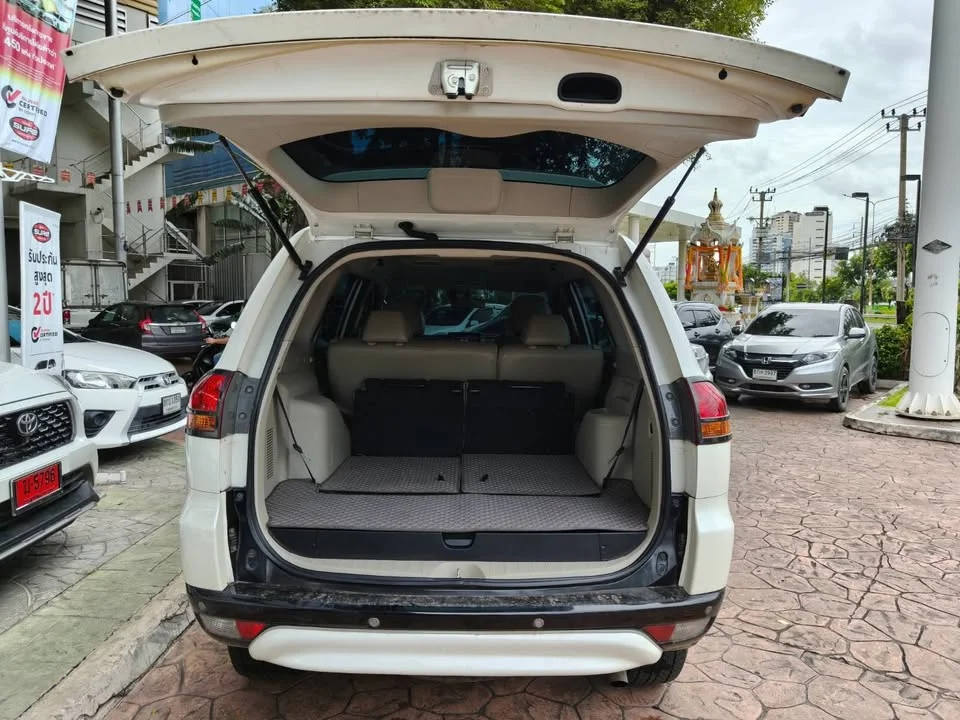 2012 Mitsubishi Pajero Sport II 2
