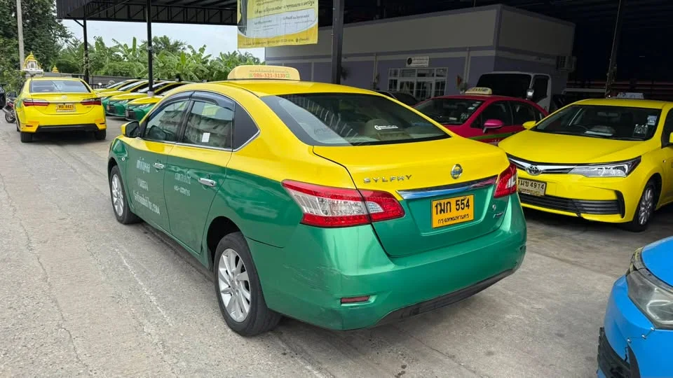 2014 Nissan Sylphy III (B17) 3