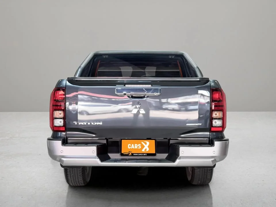 2023 Mitsubishi Triton VI 3