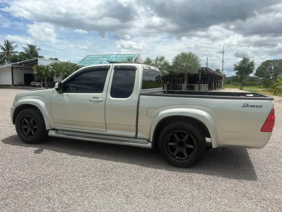 2009 Isuzu D-Max I 3