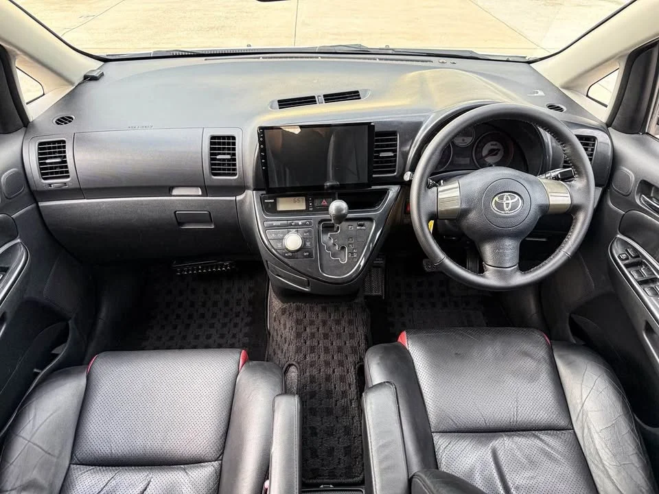 2007 Toyota Wish I 2