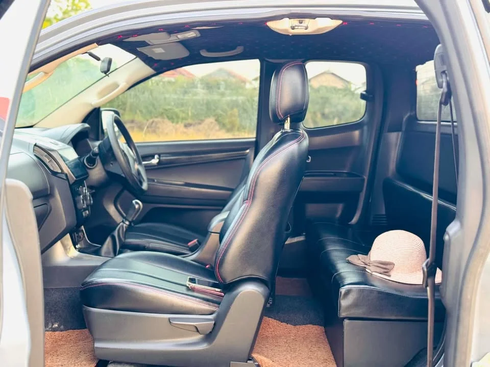 2013 Isuzu D-Max II (RT) 2