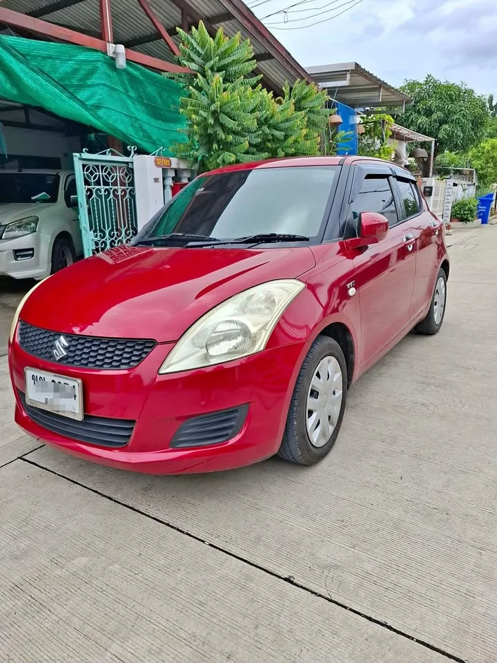 2012 Suzuki Swift II 3