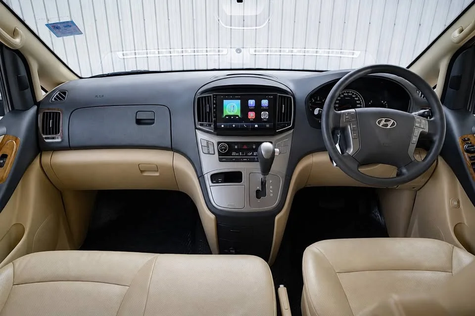 2022 Hyundai H-1 II 2