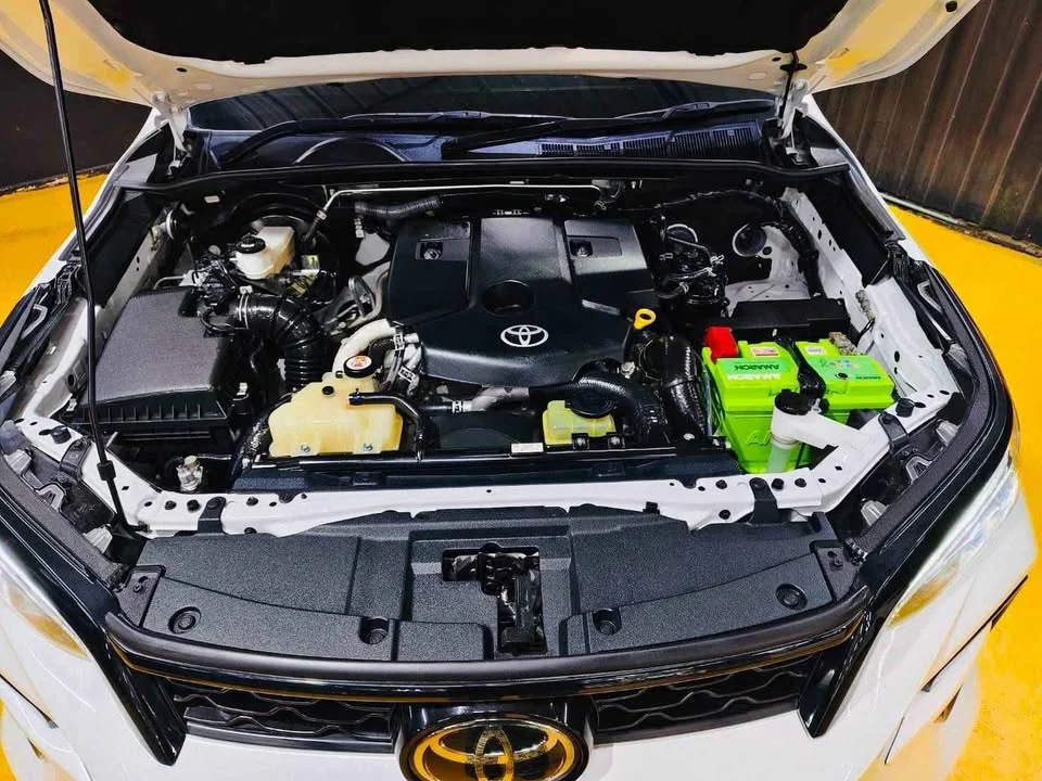 2023 Toyota Fortuner II 2