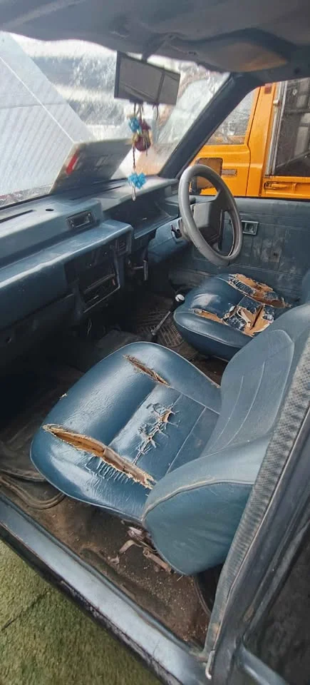 1994 Mitsubishi Triton II 3
