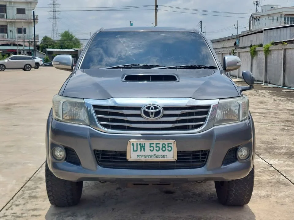2012 Toyota Hilux VII 2