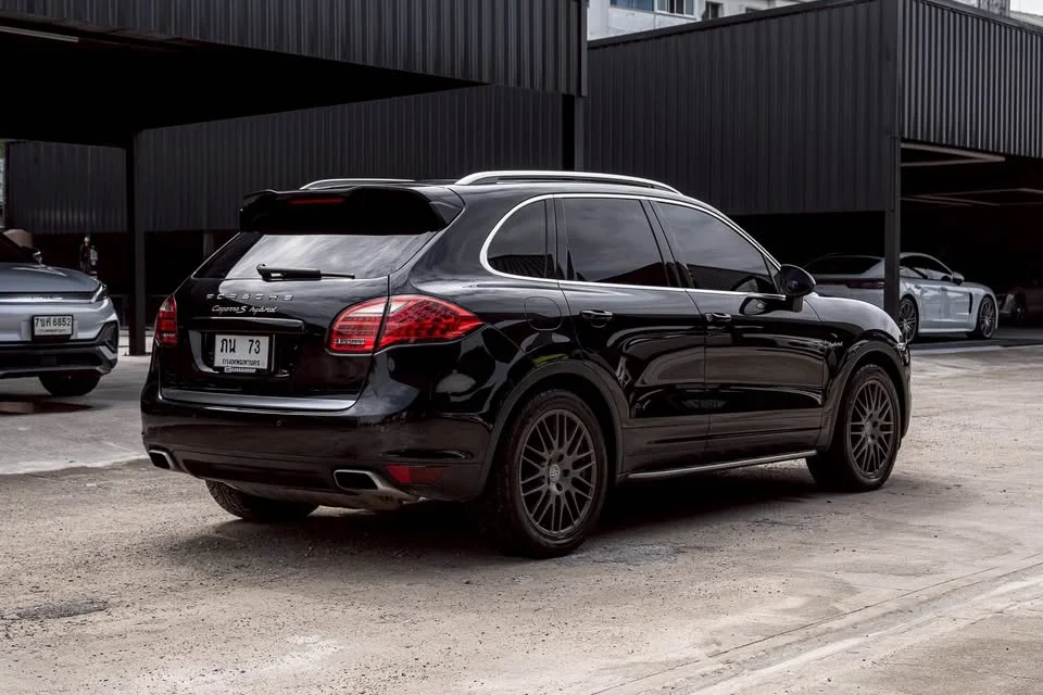 2012 Porsche Cayenne II 3