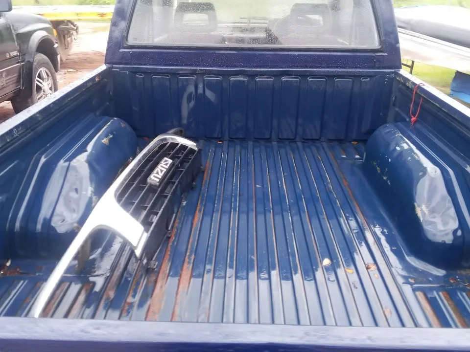 1993 Isuzu TFR III 2