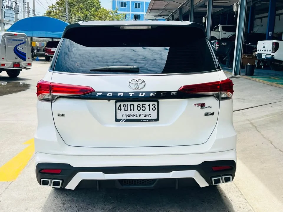 2019 Toyota Fortuner II 2