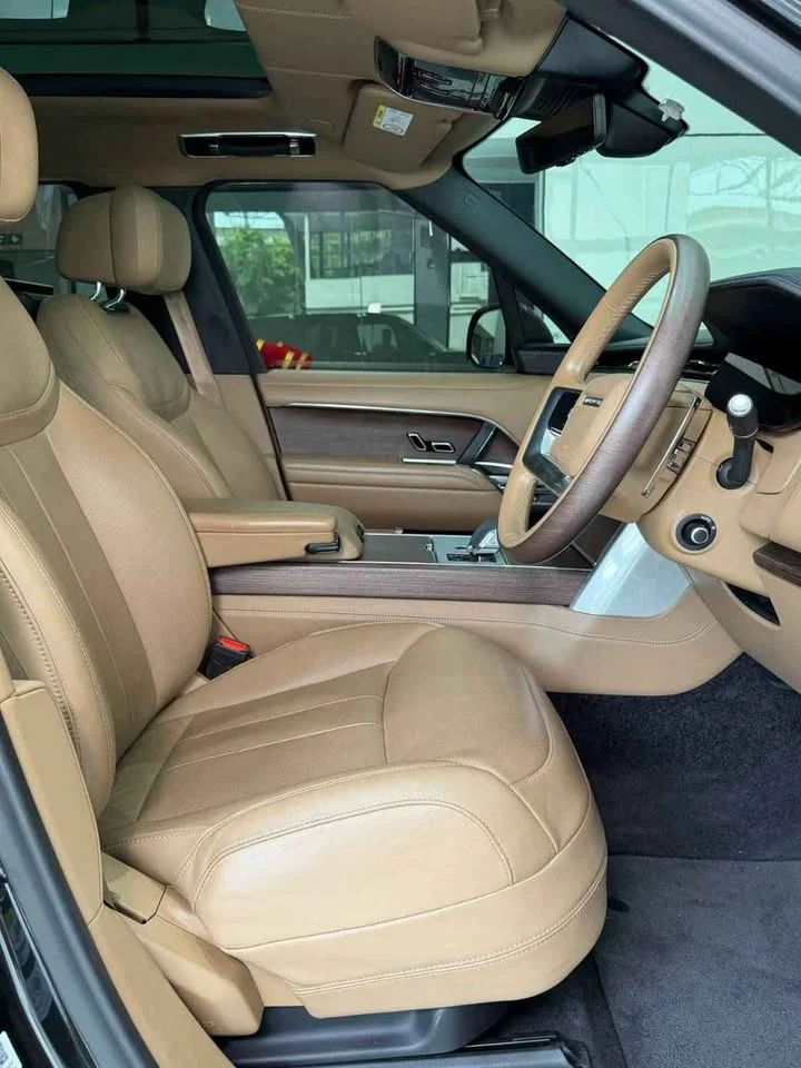 2024 Land Rover Range Rover V 2