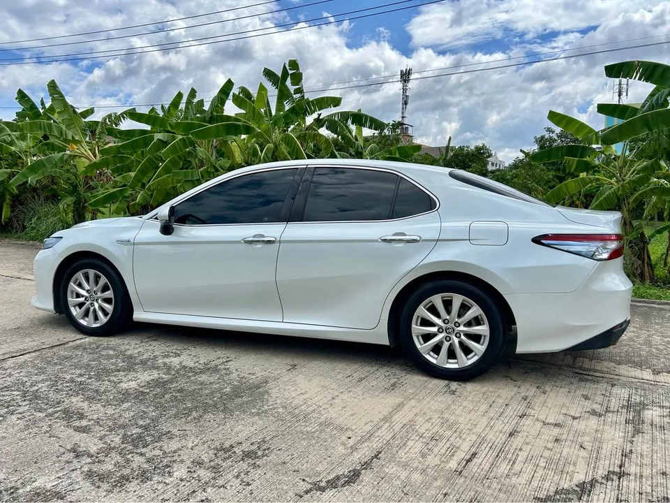 2021 Toyota Camry VIII (XV70) 3