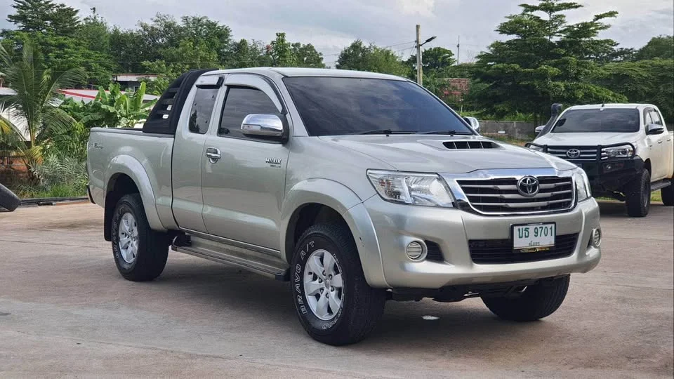 2014 Toyota Hilux VII 2