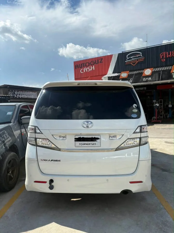 Toyota Alphard, Vellfire II (AH20) 2