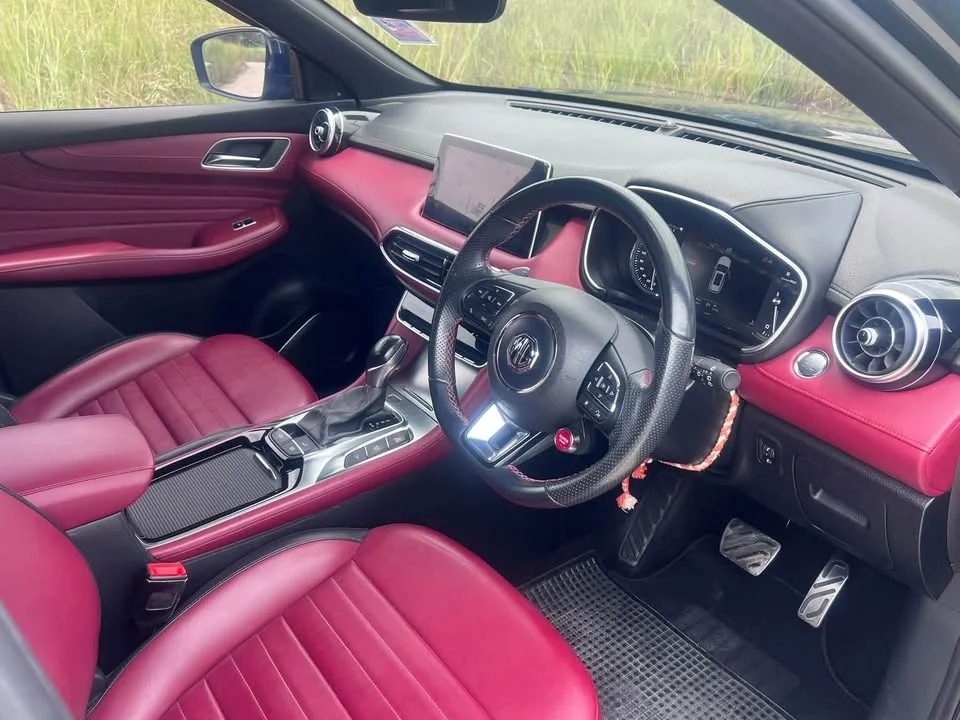 2019 MG HS 2