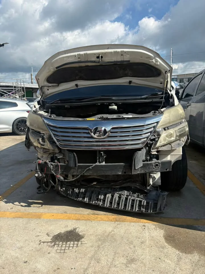 Toyota Alphard, Vellfire II (AH20) 3