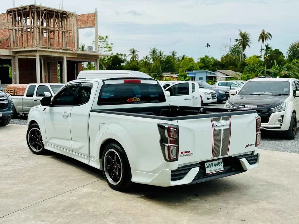 2021 Isuzu D-Max III (RG) 2