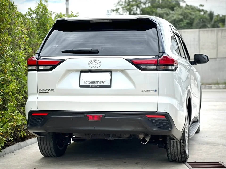 2024 Toyota Innova III 2