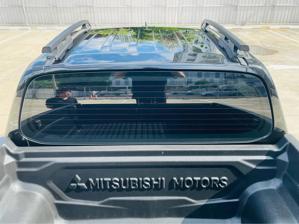 2015 Mitsubishi Triton V 2