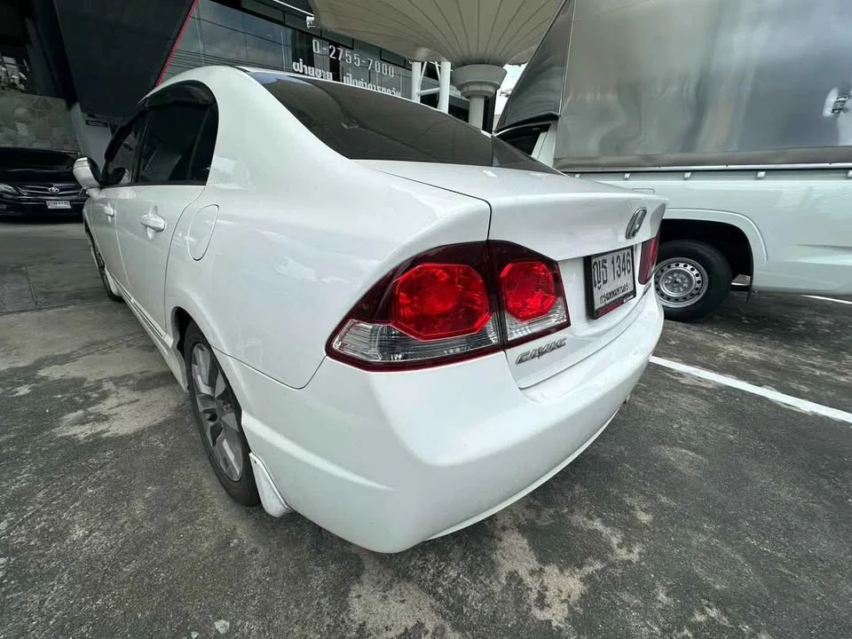 2011 Honda Civic VIII 2