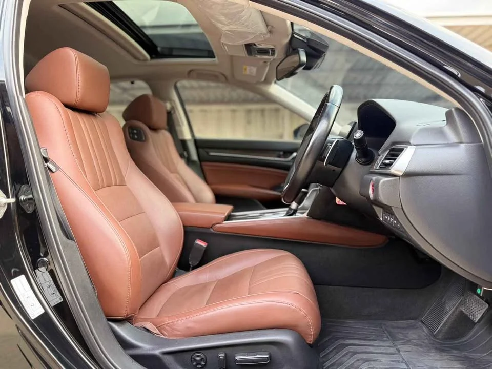 2019 Honda Accord X 3