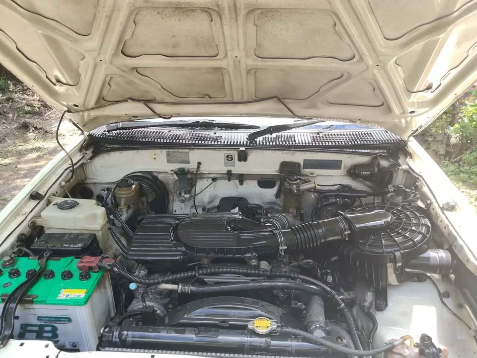1998 Toyota Hilux Tiger VI 3